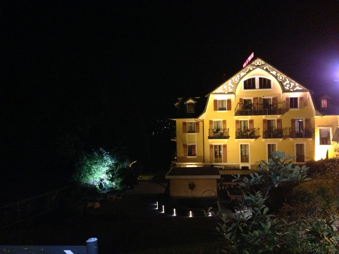 HOTEL